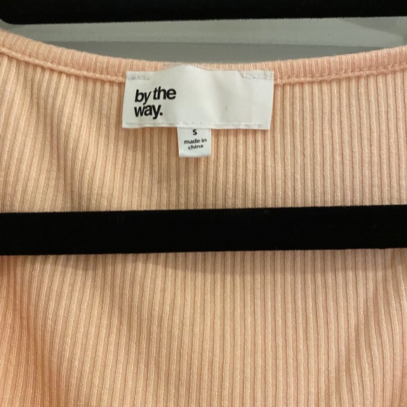 By The Way Peach side tie tank - Picture 4 of 4